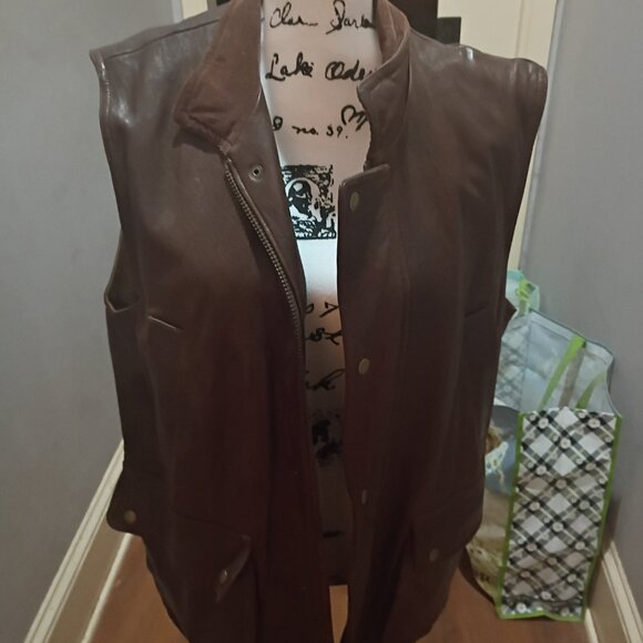 Men's Genuine Leather Vest - Color Dark Brown - Picture 2 of 4